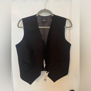 NWT - Women’s Henry Segal vest.